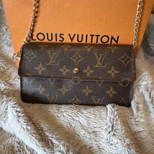Louis Vuitton Monogram Canvas Chain Crossbody